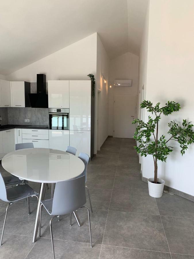 Valjan Apartmani Trogir Exteriér fotografie